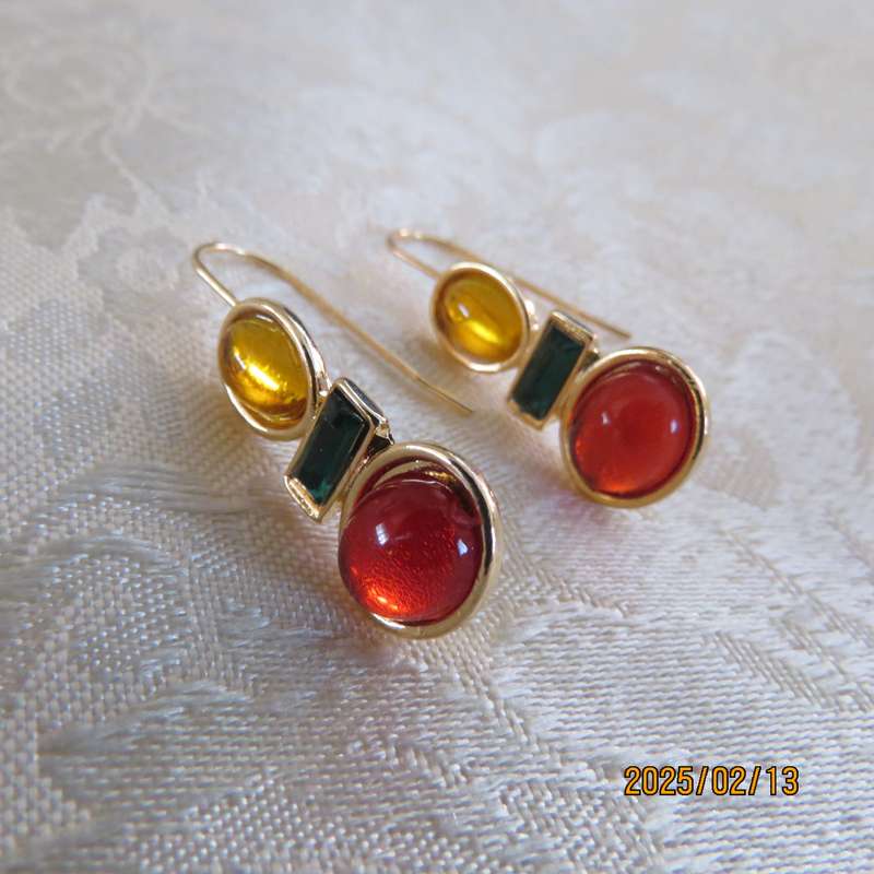 Pair colourful earrings with golden backing. Length 2.5cm. New item.