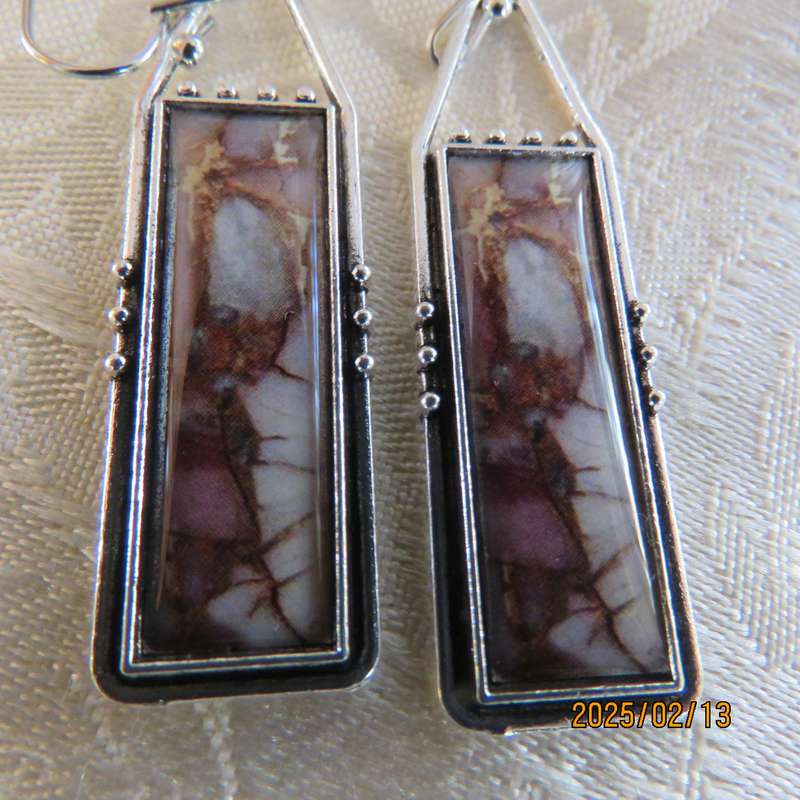 Silvery bohemian style drop rectangular earrings in brown-cream marble design. New item.