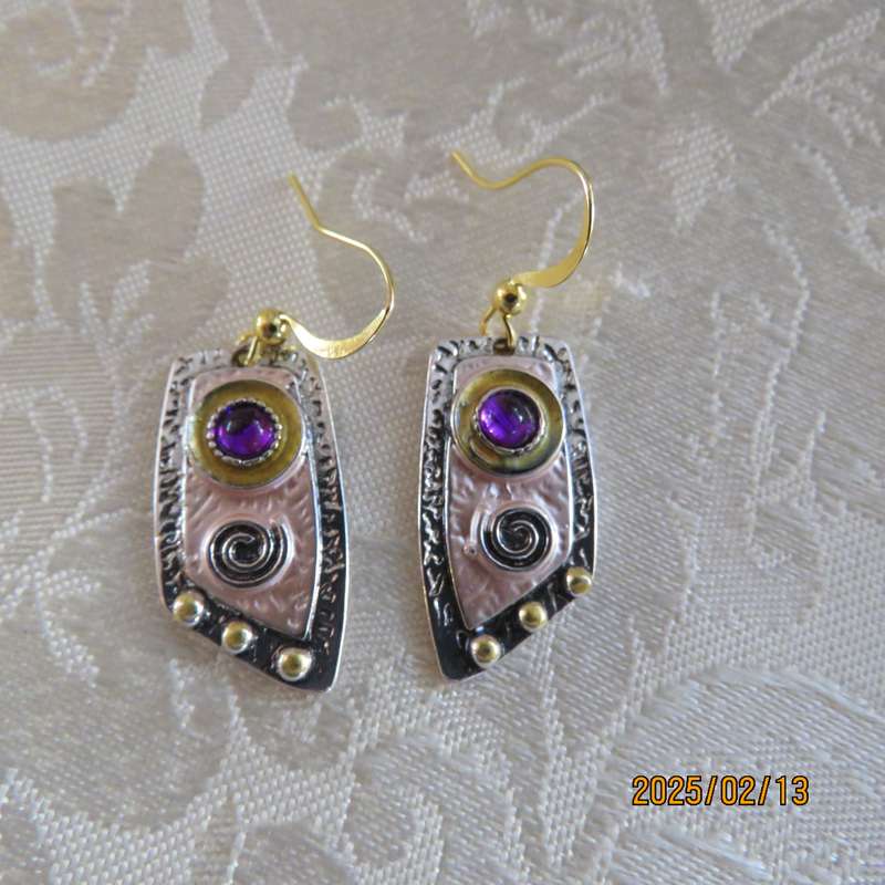 Creative alloy and resin earrings with little purple stones. New item.