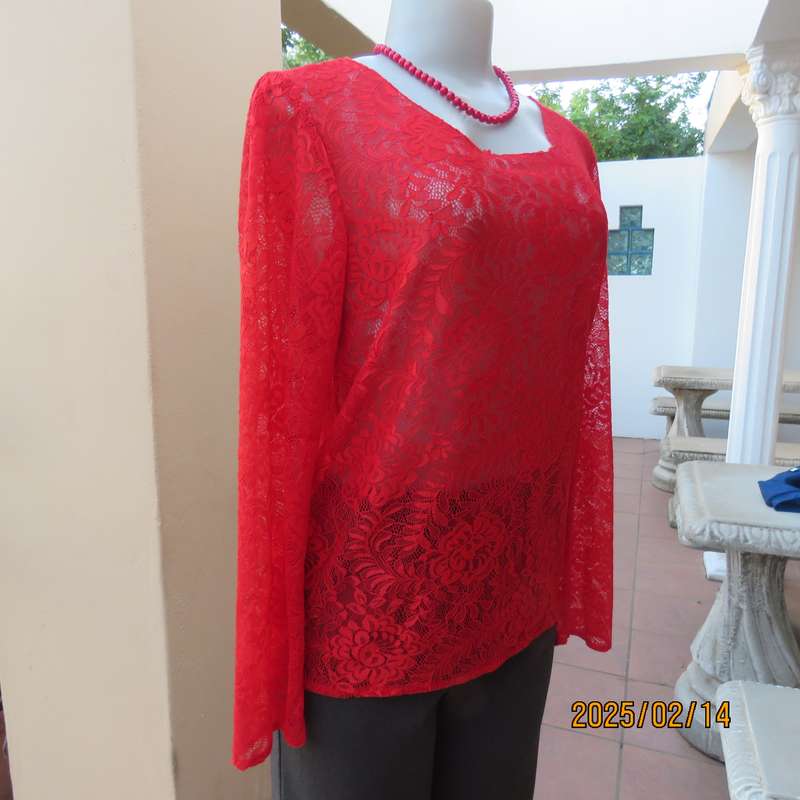 Boutique made postbox red long sleeve acrylic lace scooped neck slip over top. Size 36. As new