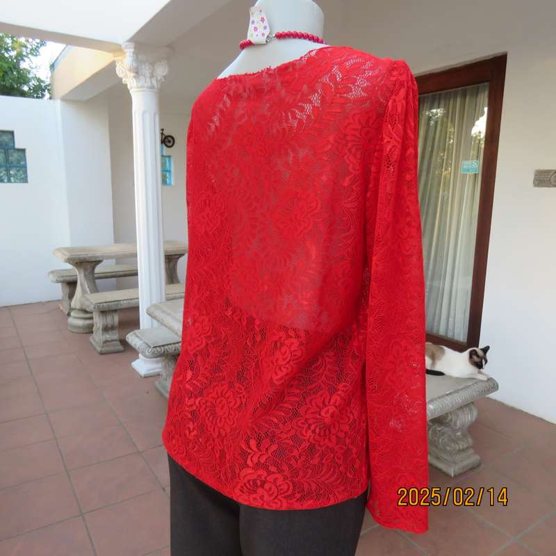 Boutique made postbox red long sleeve acrylic lace scooped neck slip over top. Size 36. As new