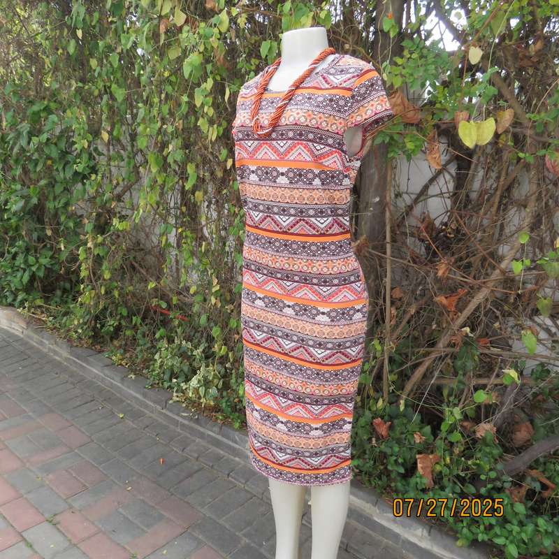 Autumn colour horizontal pattern striped bodycon capped sleeve dress size 36