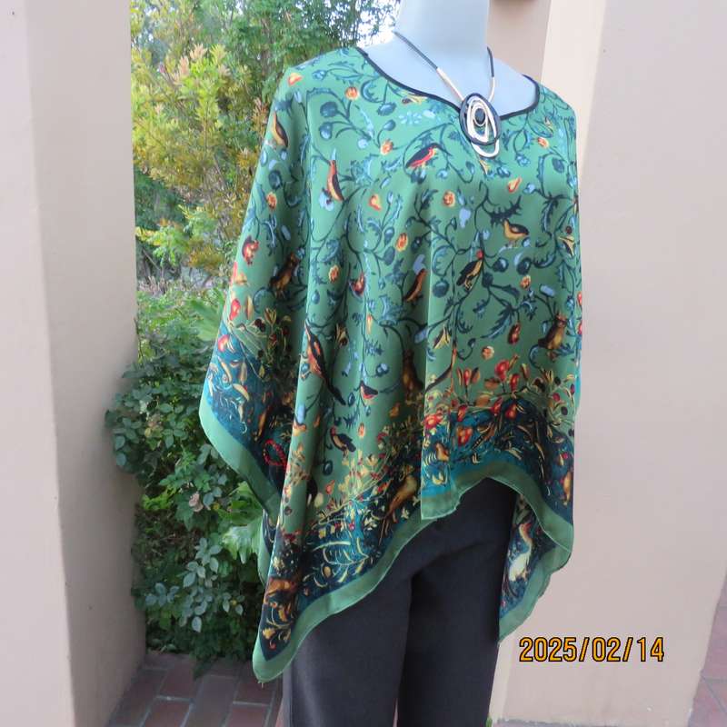 Beautiful silky satin poly square throw with small birds and border. Round neck. Size 34-38.New