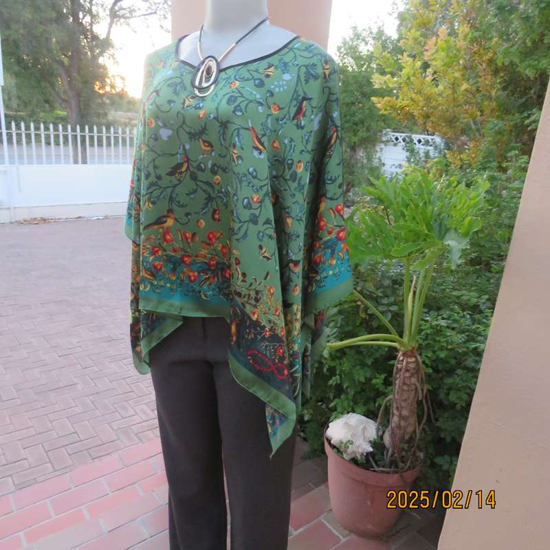 Beautiful silky satin poly square throw with small birds and border. Round neck. Size 34-38.New