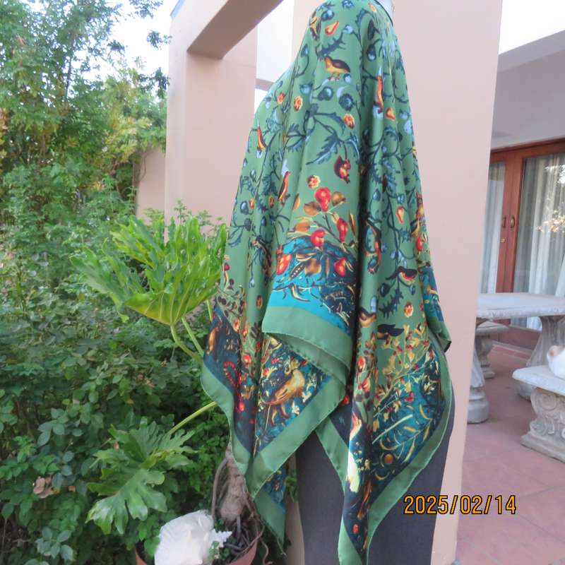Beautiful silky satin poly square throw with small birds and border. Round neck. Size 34-38.New