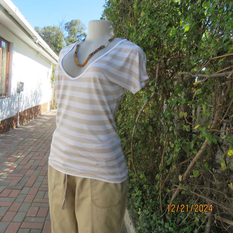 Best quality SASCH from Italy cool summer horizontal beige/white striped top.Size 37. As new.