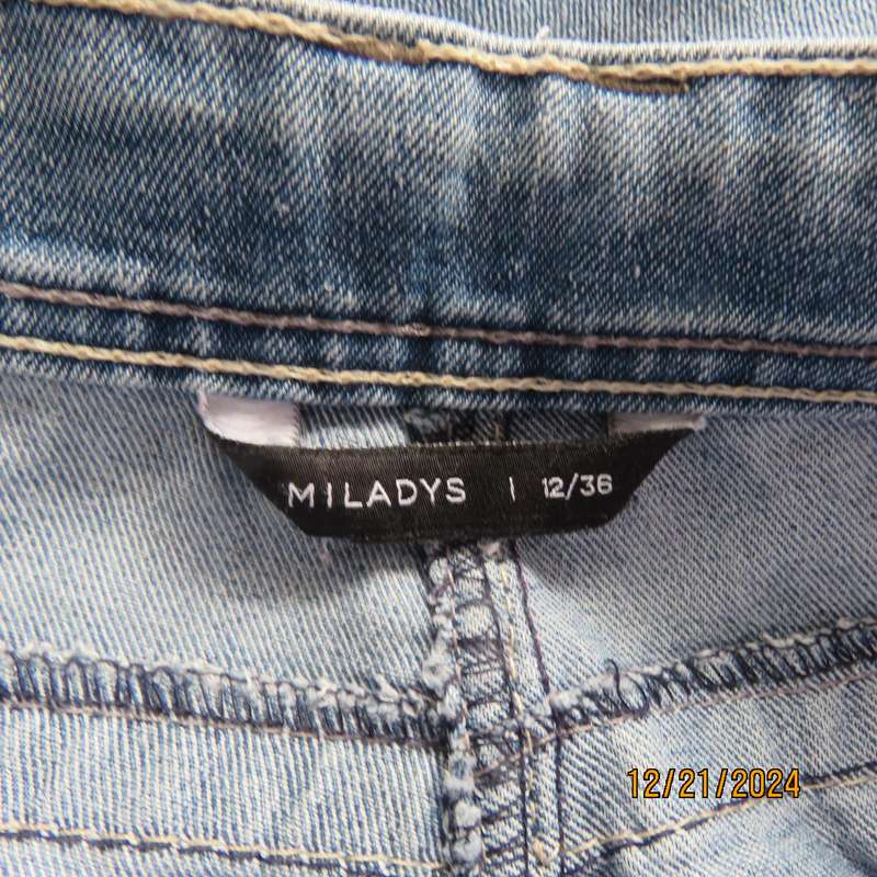 Blue denim jean shorts in polycotton stretch by MILADY'S size 40. Used but in good cond.