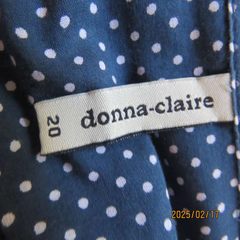 DONNA CLAIRE size 44 navy long sleeve white polkadot cotton shirt. Dummy pockets. As new.