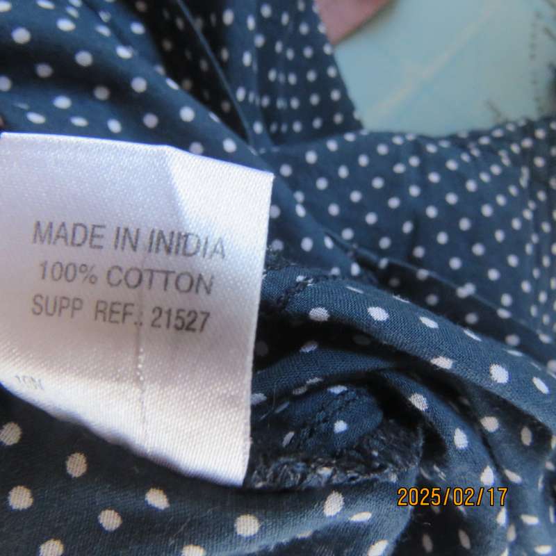 DONNA CLAIRE size 44 navy long sleeve white polkadot cotton shirt. Dummy pockets. As new.