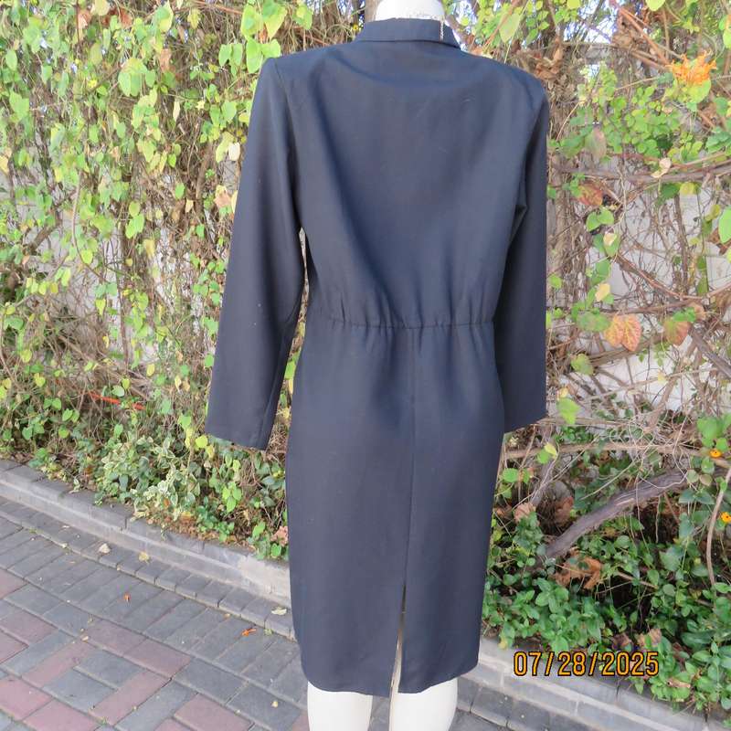 SHELLEY Impressions very black long sleeve size 38 dress. Double breast top.