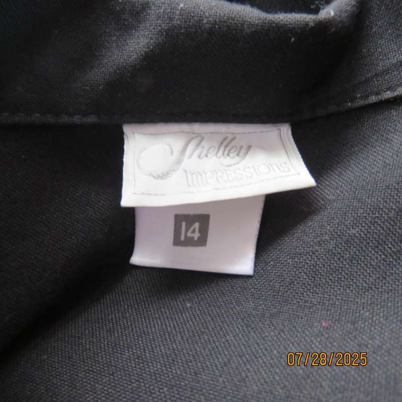 SHELLEY Impressions very black long sleeve size 38 dress. Double breast top.