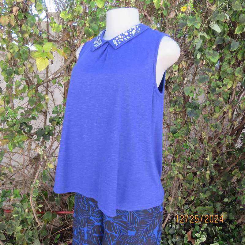 Sweet royal blue loose hanging top with high embellished collar.Size 34 by LEGIT.Opening at back.