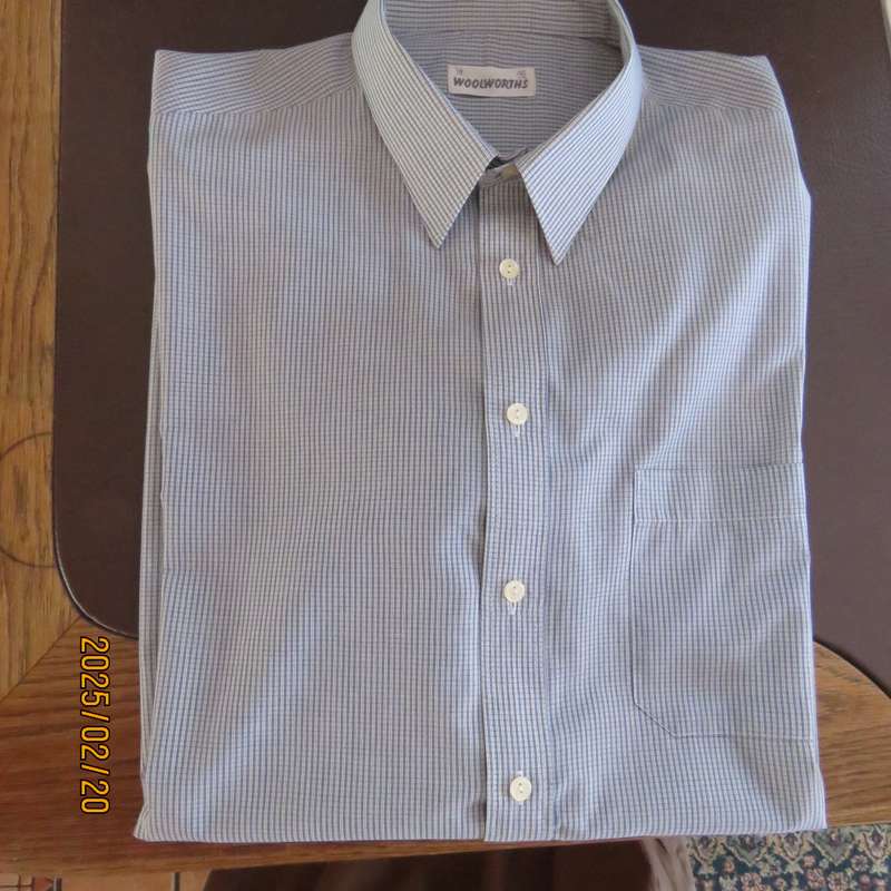 Handsome men's Size 3XL WOOLWORTHS long sleeve blue-white stripe shirt. Polycotton. Free tie