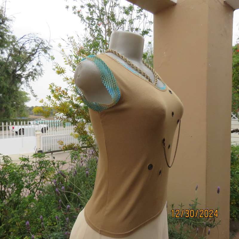 NICCI Paris granola colour slip over top with nylon mesh decoration. Size 34. Studded holes. As new