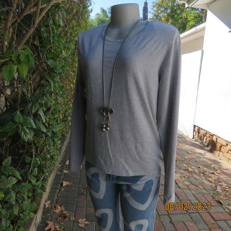Silver grey plain long sleeve slip over size 38 top in stretch cotton.