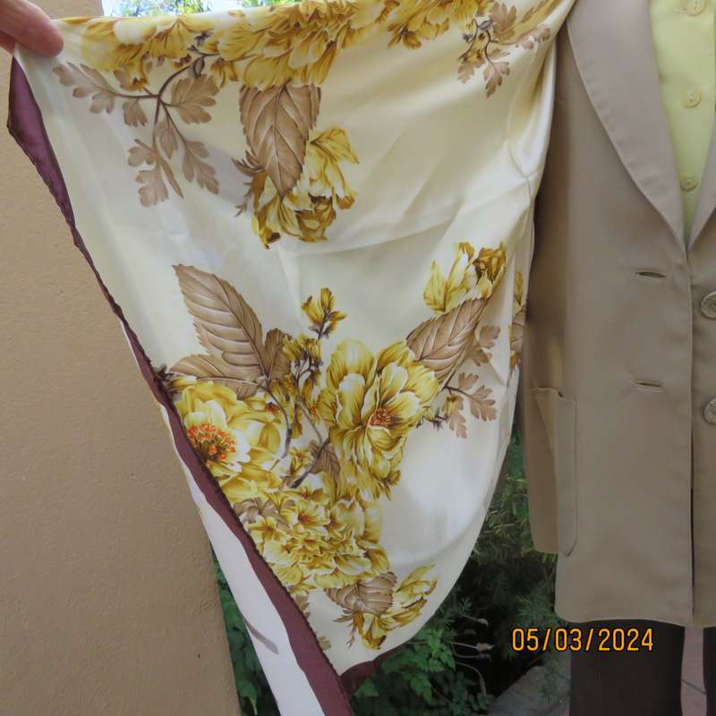 Beautiful square satin polyester 90cm x 90cm scarf. Rich cream - brown edging. Yellow flowers, New