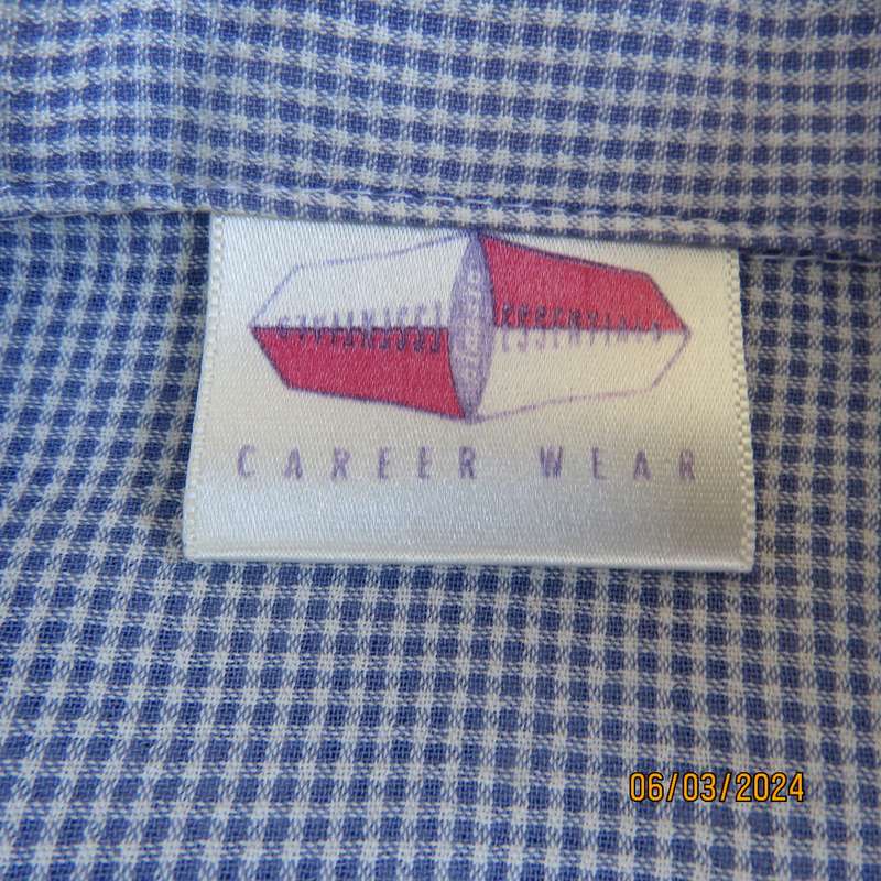 CAREER wear blue-white fine check polyester top. Short sleeves. Size 40. Button down-shirt collar.