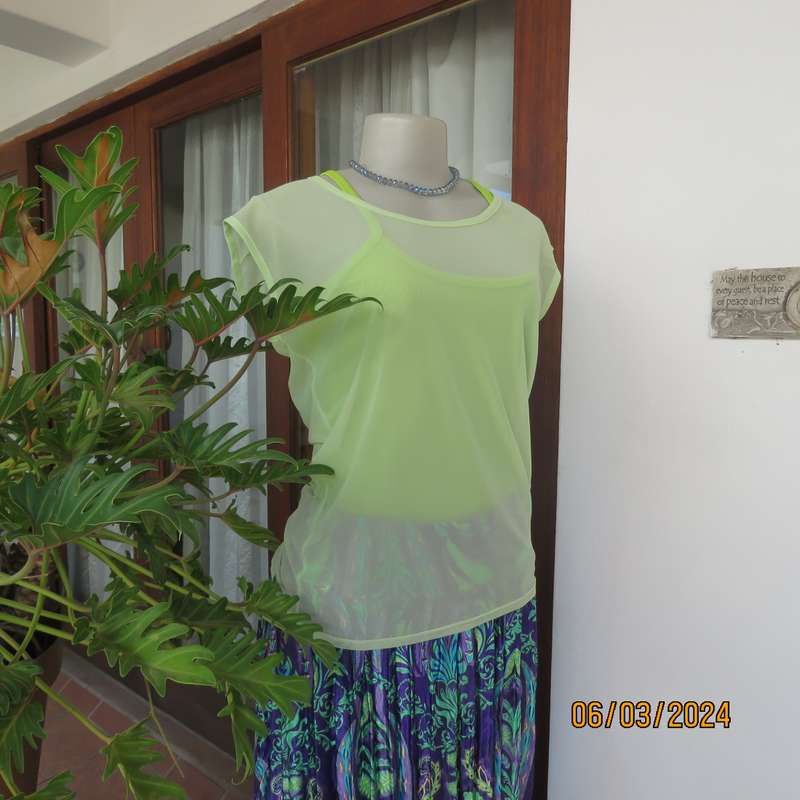 Sheer poly-nylon applegreen sheer top with darker green cami. Size 34