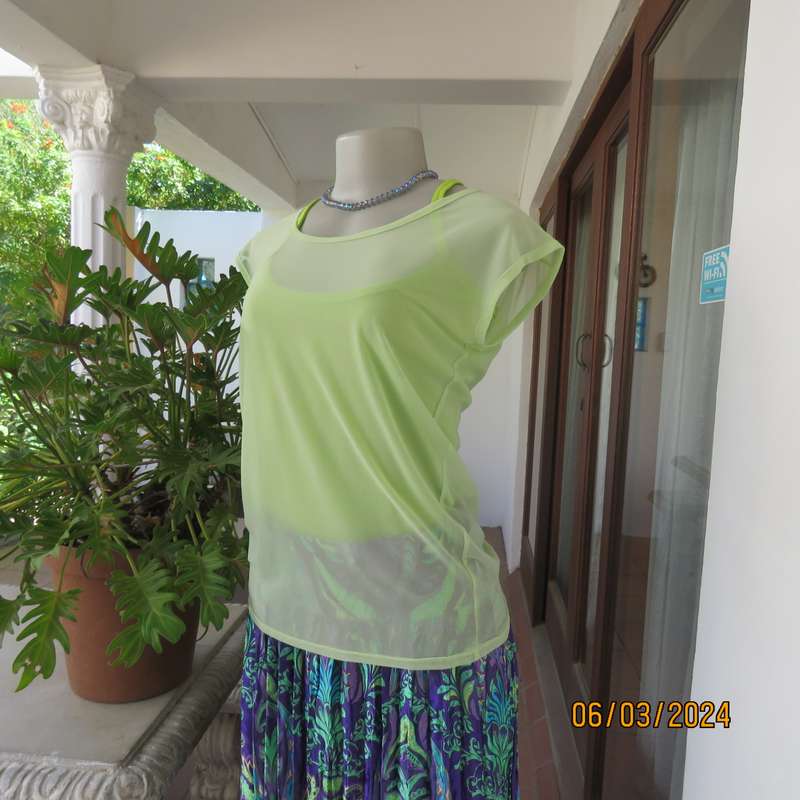 Sheer poly-nylon applegreen sheer top with darker green cami. Size 34