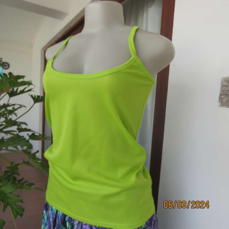 Sheer poly-nylon applegreen sheer top with darker green cami. Size 34