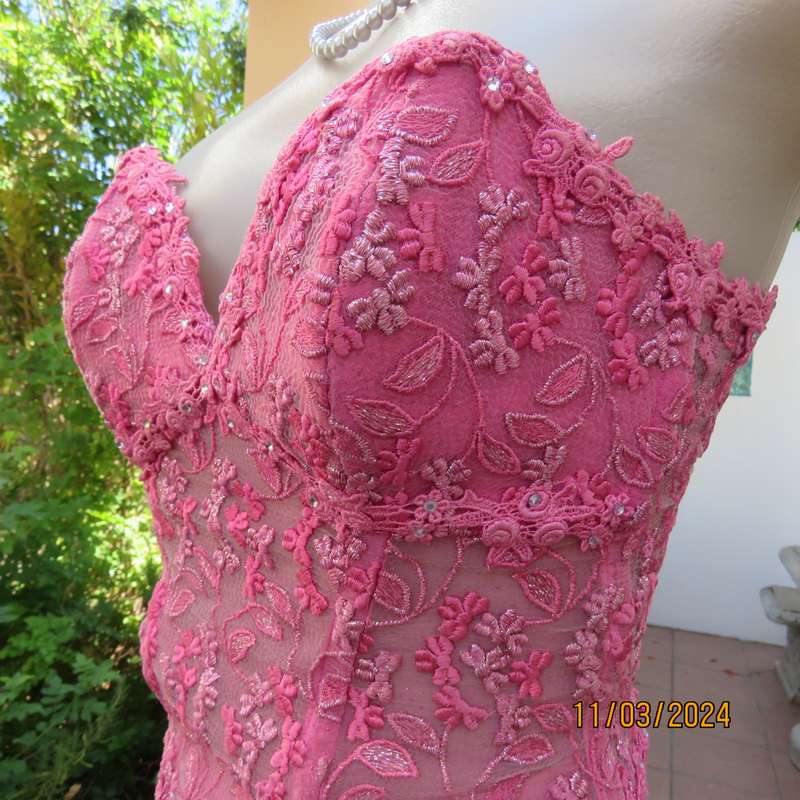 Rose pink-silver richly embroidered size 34 evening corset. Braided back.
