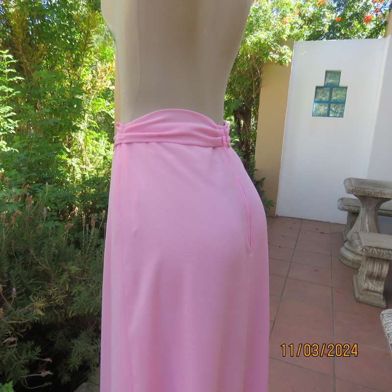 Boutique made A-Line pink textured glitter polyester lined long skirt. Size 40. As new