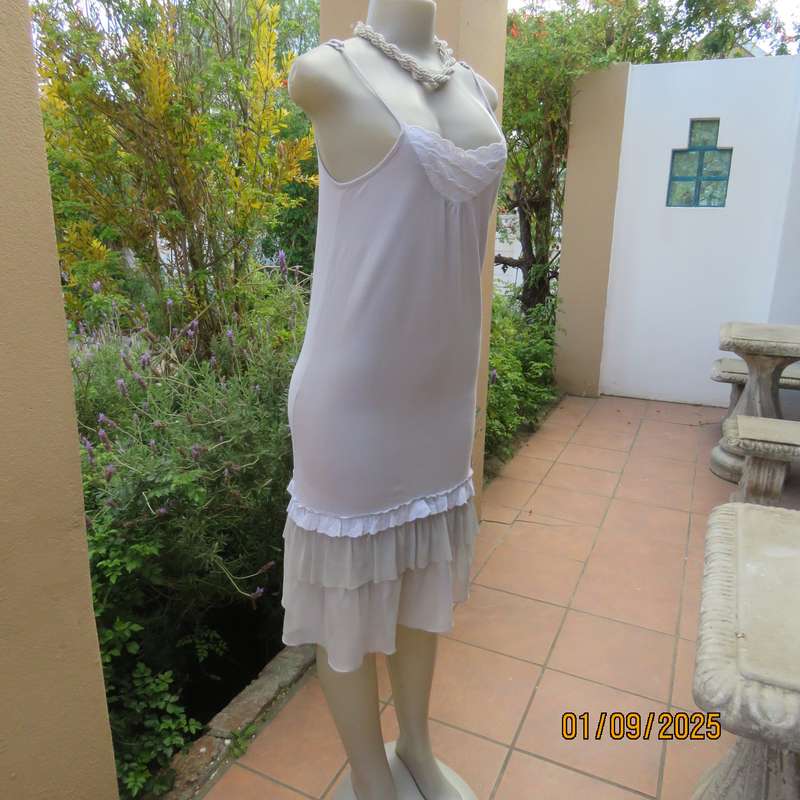 VERTIGO cool silver grey cotton dress. Thin adjustable straps. Sheer bottom frills.Size 32.As new.