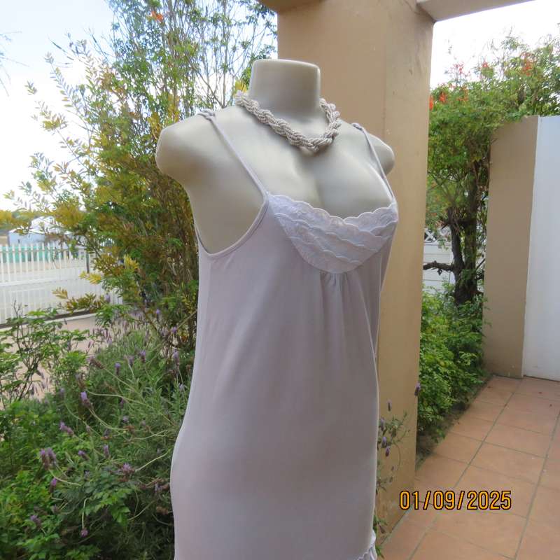 VERTIGO cool silver grey cotton dress. Thin adjustable straps. Sheer bottom frills.Size 32.As new.