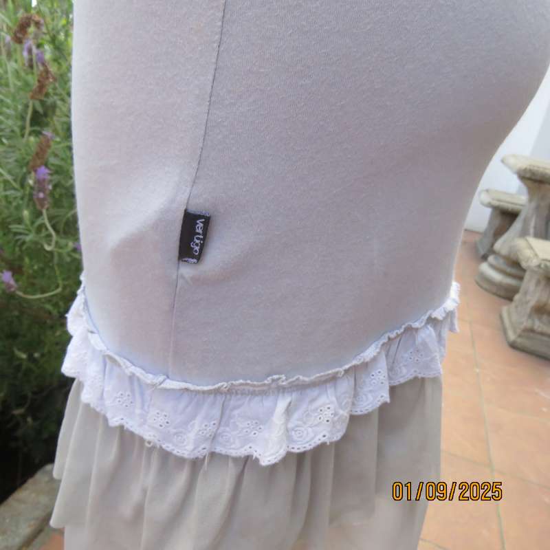 VERTIGO cool silver grey cotton dress. Thin adjustable straps. Sheer bottom frills.Size 32.As new.