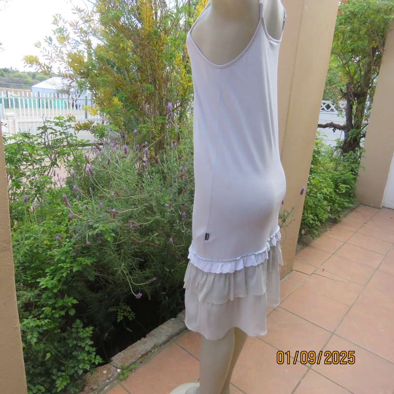 VERTIGO cool silver grey cotton dress. Thin adjustable straps. Sheer bottom frills.Size 32.As new.