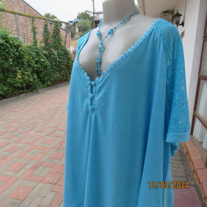 SHEIN turquoise short lace sleeve top size 56. Poly-viscose stretch. As new