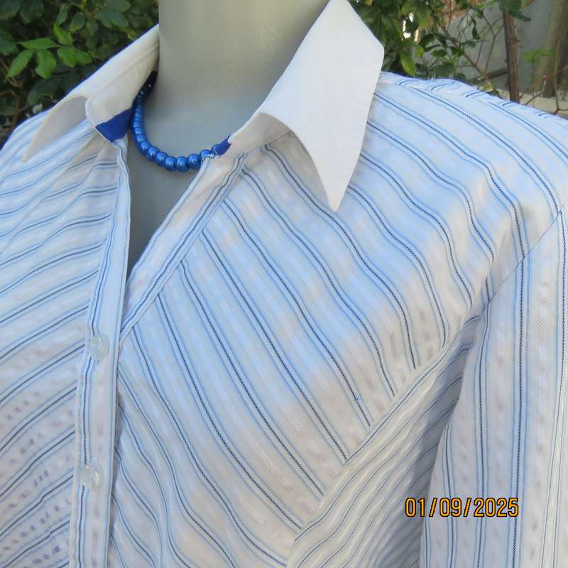 MILADY'S fabulous white long sleeve bubble polycotton top. Blue stripes. Size 38.As new cond.