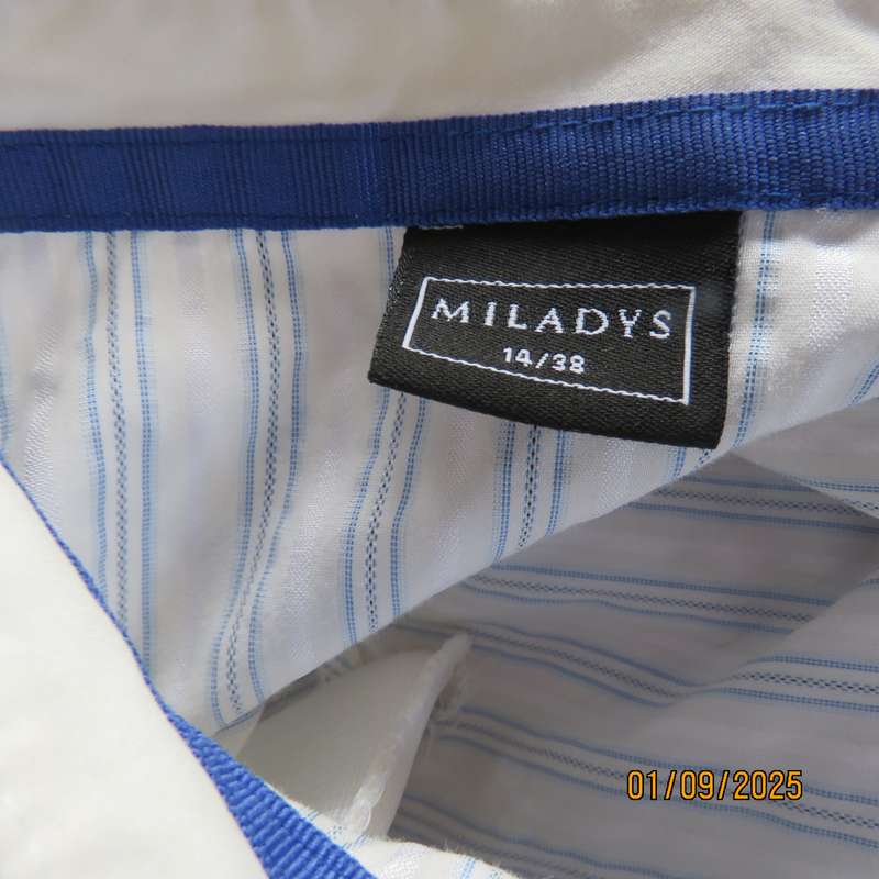 MILADY'S fabulous white long sleeve bubble polycotton top. Blue stripes. Size 38.As new cond.