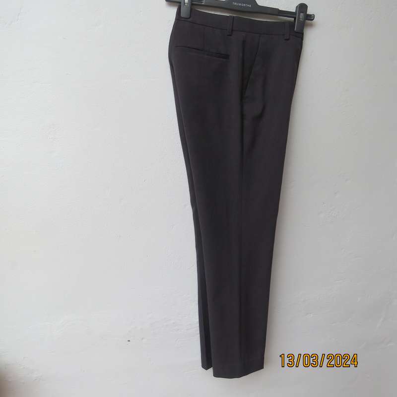 STUDIO W men's dark slate 100% polyester smart pants size 32. As new