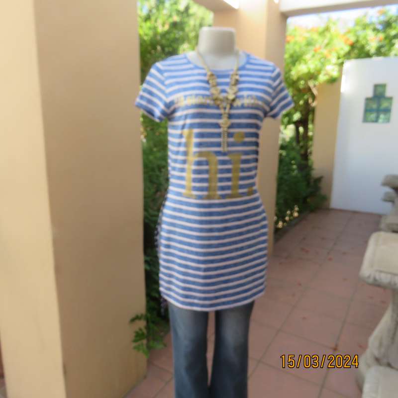 NOBILITY long blue-white horizontal striped slip over top. Size 30. In polycotton stretch.