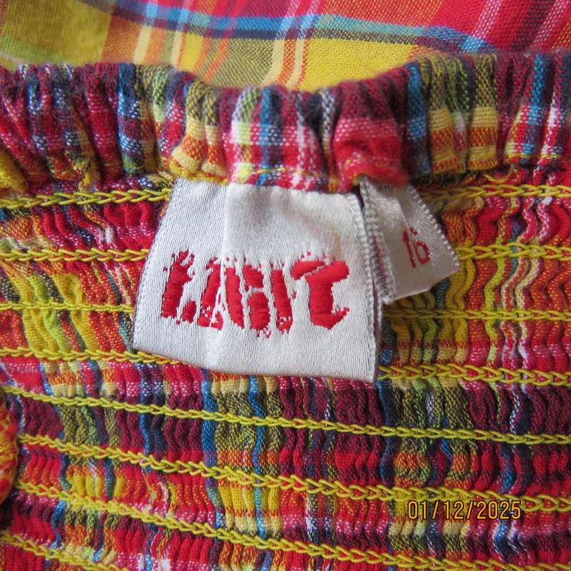 Cheerful LEGIT strappy dress in red-blue-yellow tartan check. Size 40. 100% cotton. Fabric belt.