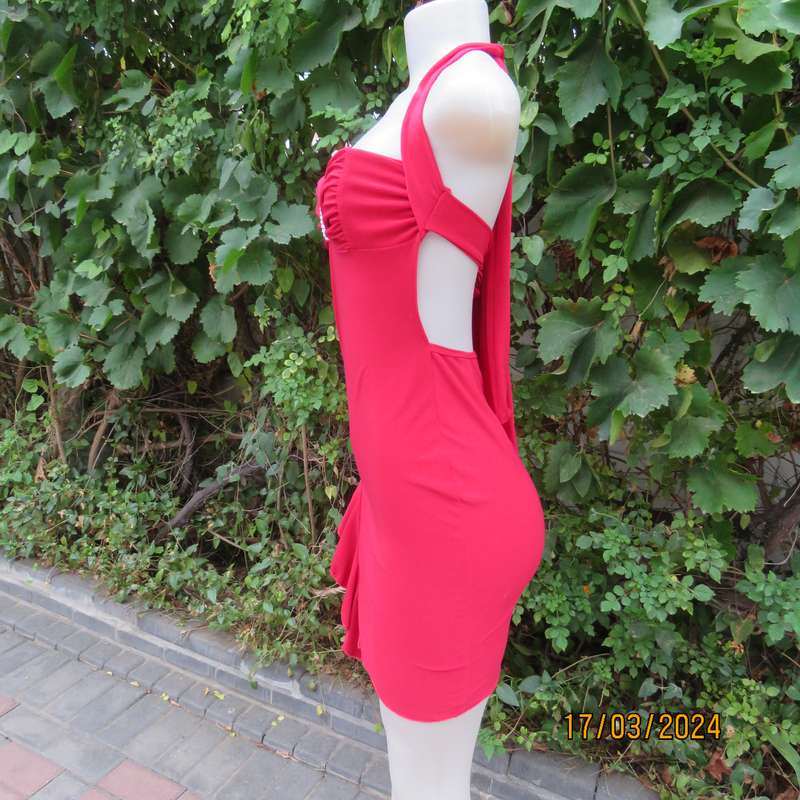 Red polyester stretch evening short dress size 34. Decorated. Long straps to tie.
