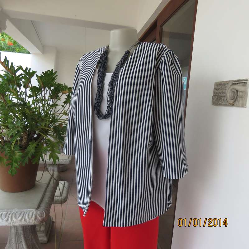 Boutique made navy-white heavy polyester open hanging striped top. Size 38