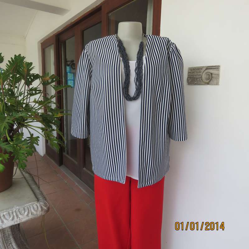 Boutique made navy-white heavy polyester open hanging striped top. Size 38