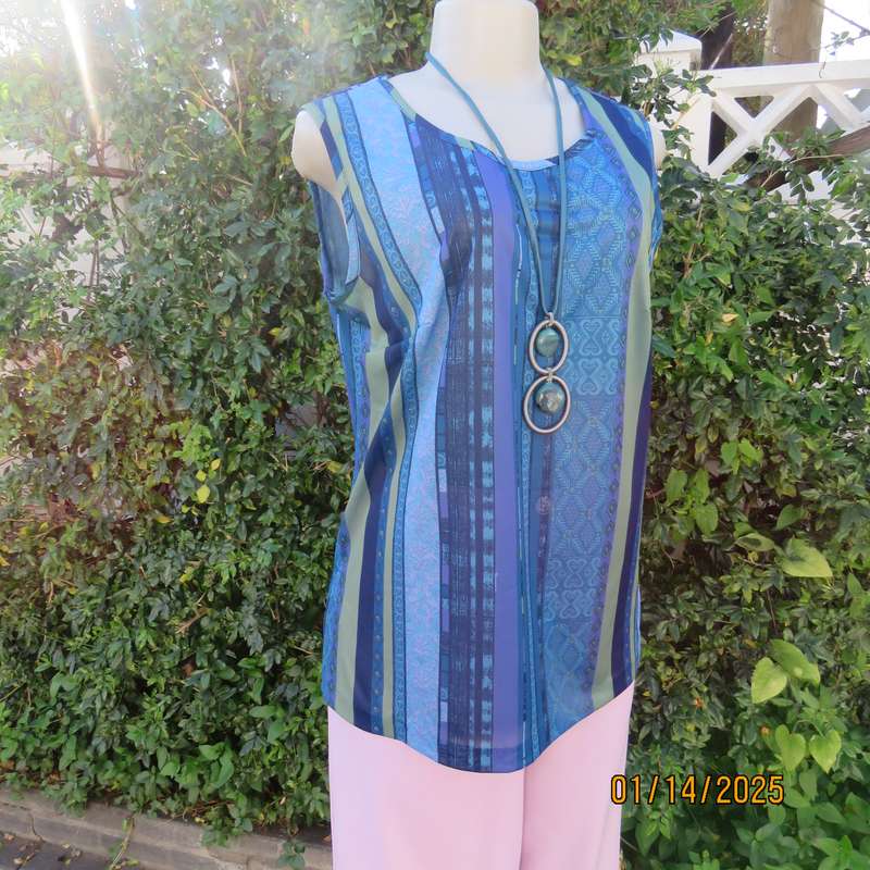 NUVELLE vintage 2 pc blouse set. Cami and button down top. In blue-purple-green lines. Size 36.