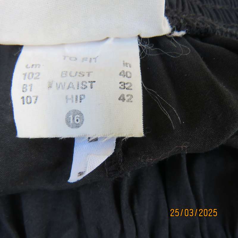 FOSHINI black velour-knit stretch long sleeve body suit size 38. Never used