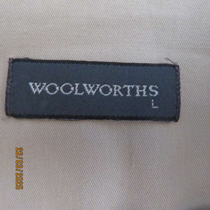 WOOLWORTHS dark beige short sleeve pure cotton men's shirt size large.