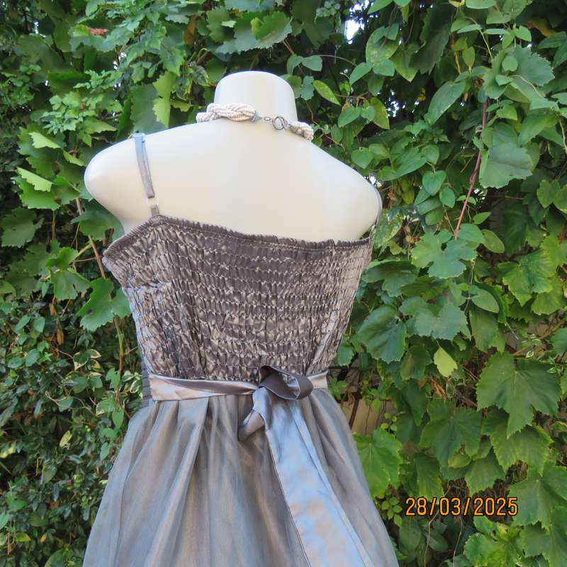 GERANO silvergrey evening dress with sequin bust area. Wide tulle bottom Size 40
