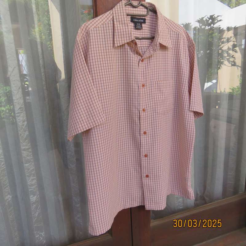 LINEA DOME size XL short sleeve soft check men's shirt. Thick polyester.