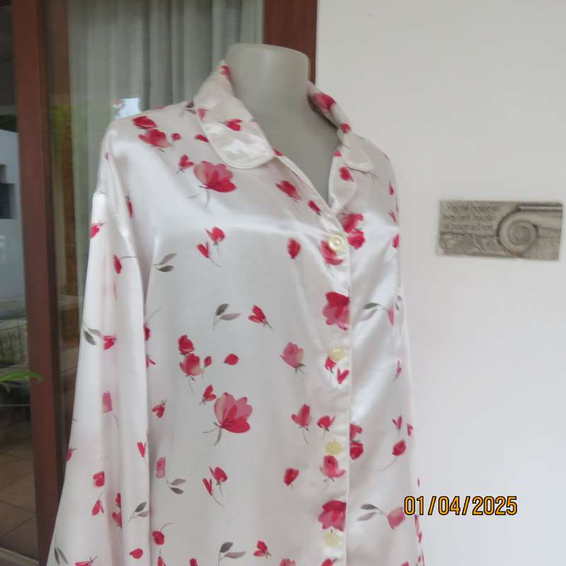 White satin with red roses long sleeve pajama button down top. Size 52