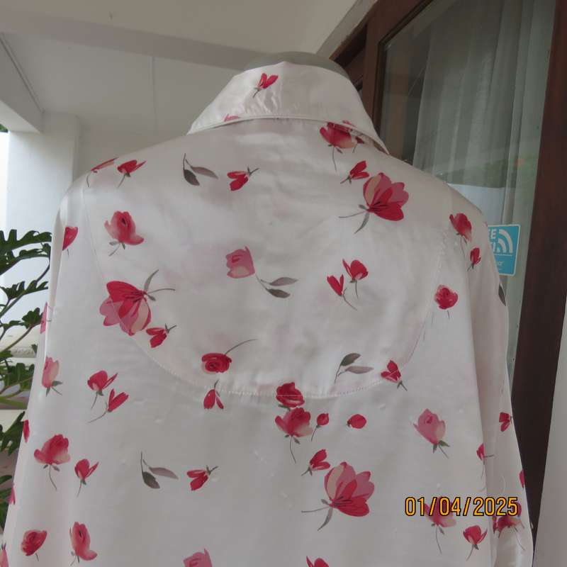 White satin with red roses long sleeve pajama button down top. Size 52