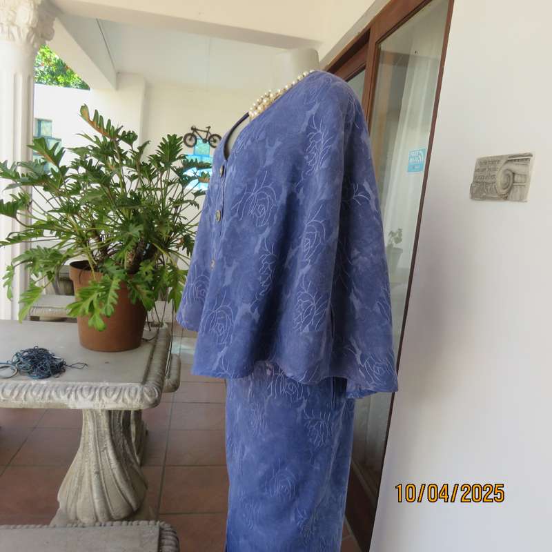 Boutique made steel blue 2 piece ankle length skirt and cloak size 36.