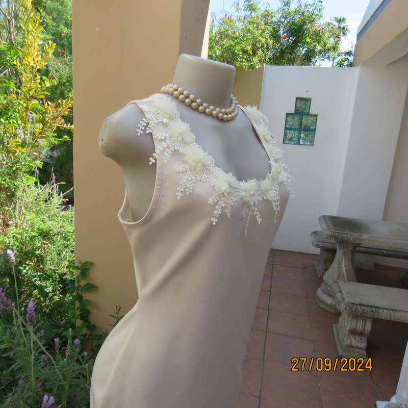 MISS L amazing rich cream shiny polyester sleeveless dress. Luxury lace deco. on neckline.Size 36