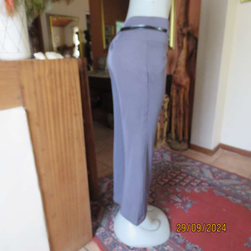 JUDY'S PRIDE fog grey straight legged stretch polyester size 38 pants. Two small pockets. As new con