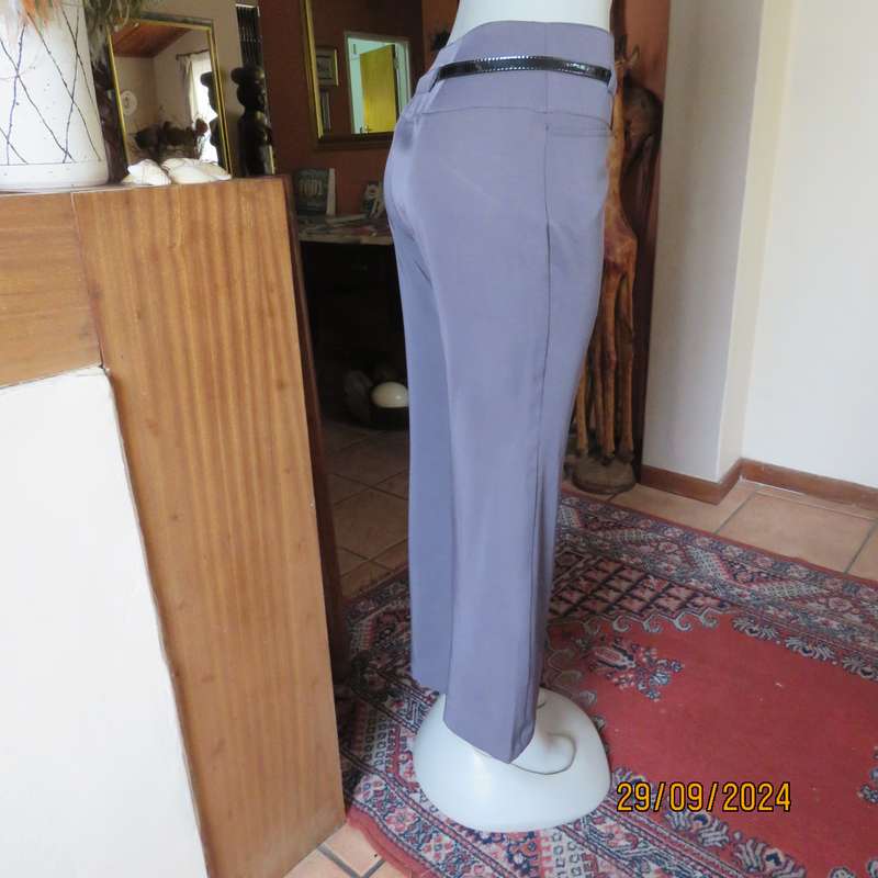 JUDY'S PRIDE fog grey straight legged stretch polyester size 38 pants. Two small pockets. As new con